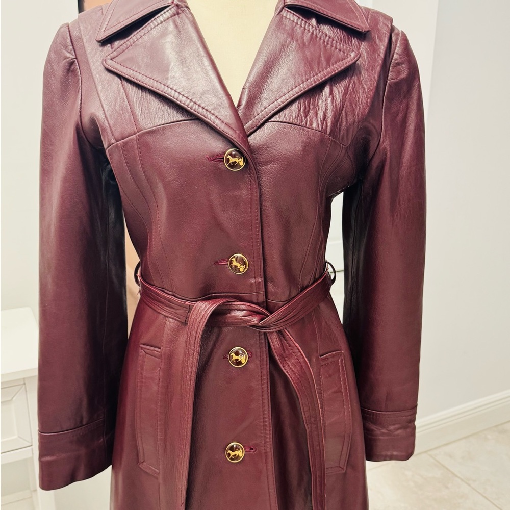 Women's Leather Trench Coat - Picture 8 of 16